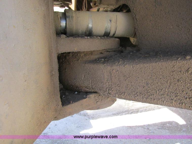 image for item F4447 1966 Caterpillar 966B wheel loader