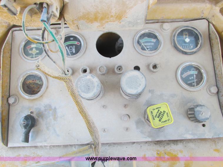 image for item F4447 1966 Caterpillar 966B wheel loader