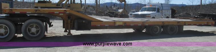 image for item F4456 2000 Trail-Eze lowboy 32' trailer