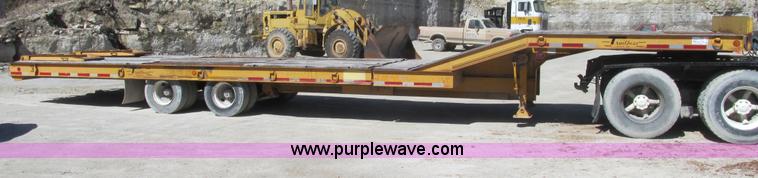 image for item F4456 2000 Trail-Eze lowboy 32' trailer