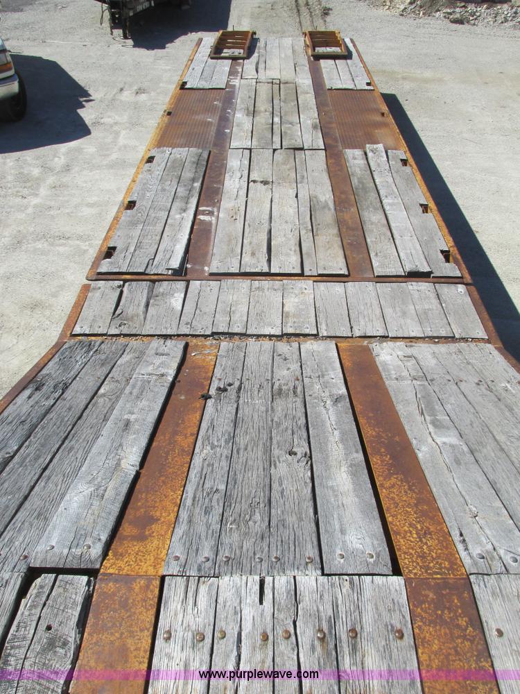 image for item F4456 2000 Trail-Eze lowboy 32' trailer