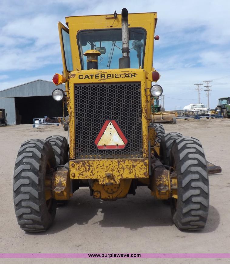 image for item F6471 1975 Caterpillar 120G articulated motor grader