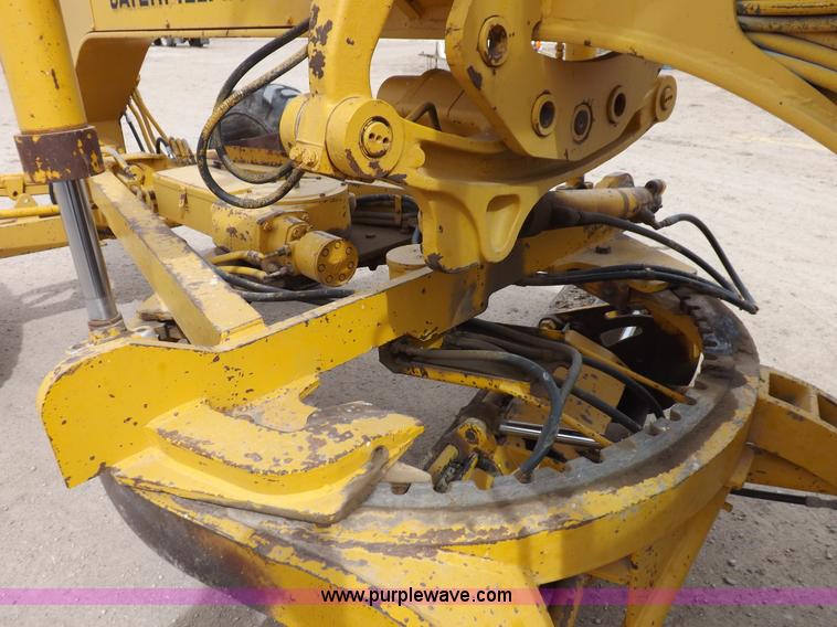 image for item F6471 1975 Caterpillar 120G articulated motor grader