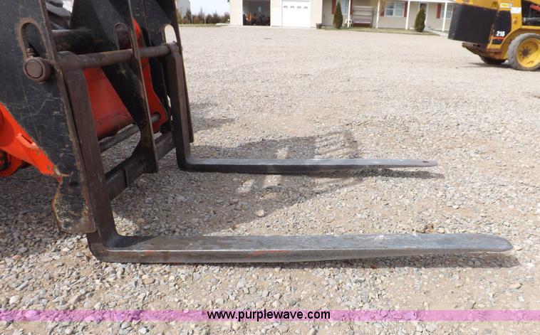 image for item F6475 2003 Manitou MLT523T telehandler