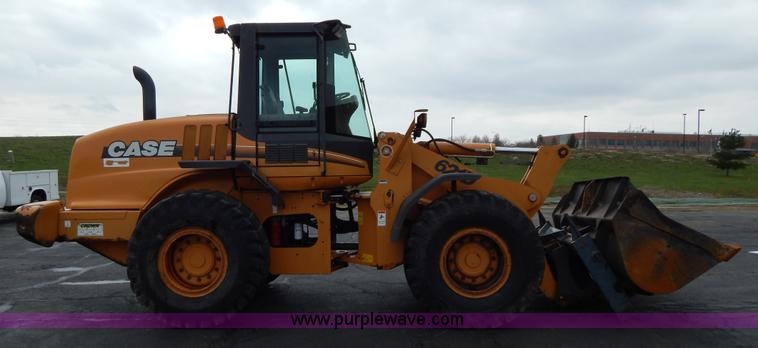 image for item G3078 2004 Case 621D wheel loader