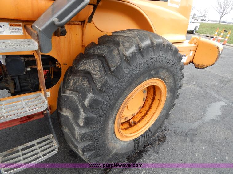 image for item G3078 2004 Case 621D wheel loader