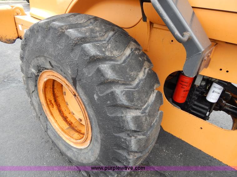 image for item G3078 2004 Case 621D wheel loader
