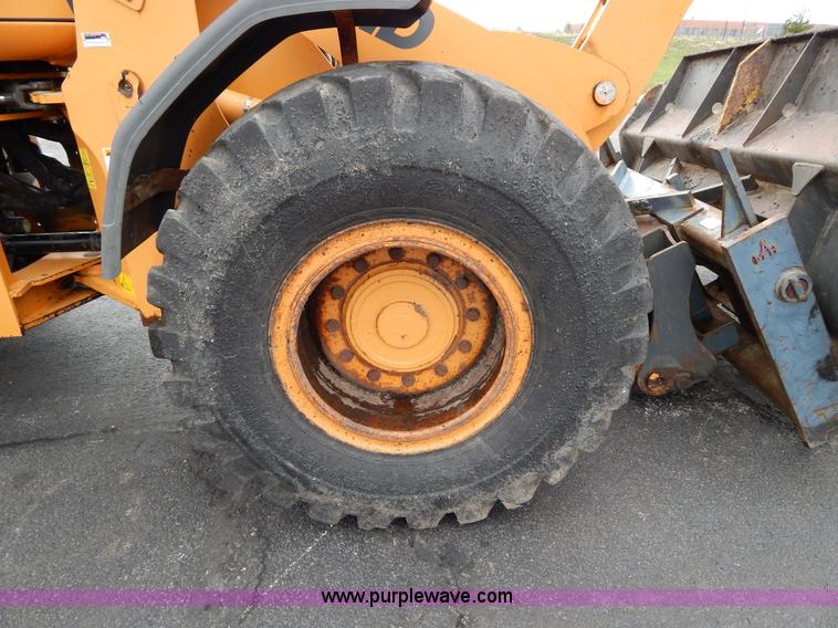 image for item G3078 2004 Case 621D wheel loader