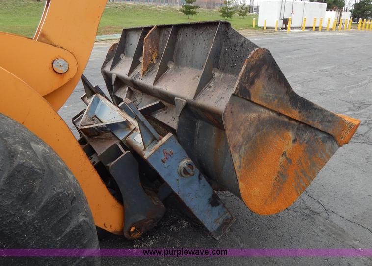 image for item G3078 2004 Case 621D wheel loader