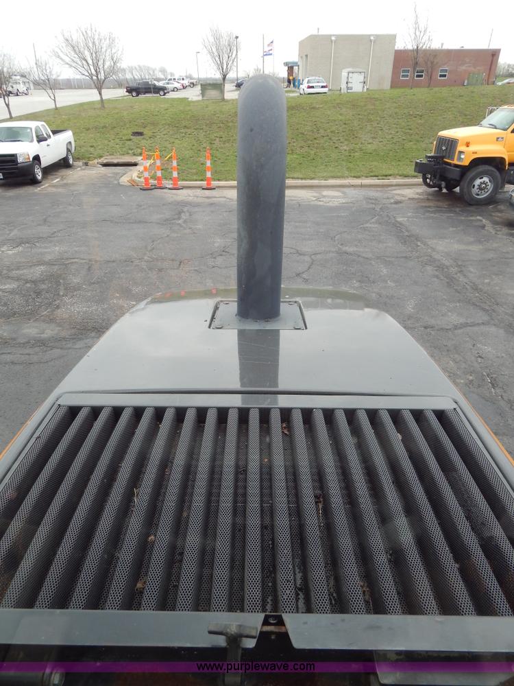 image for item G3078 2004 Case 621D wheel loader