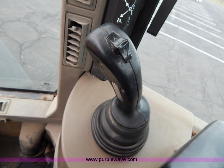 image for item G3078 2004 Case 621D wheel loader