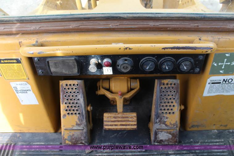 image for item G5350 1995 Caterpillar 963B track loader