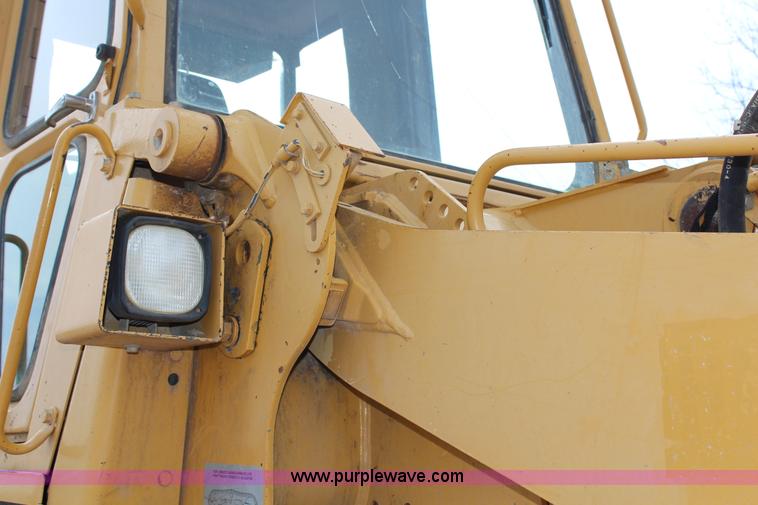 image for item G5350 1995 Caterpillar 963B track loader