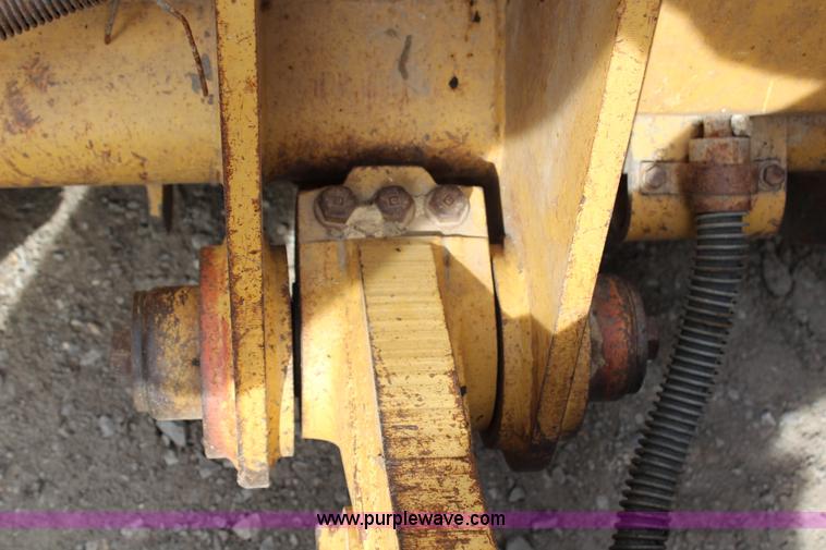 image for item G5350 1995 Caterpillar 963B track loader