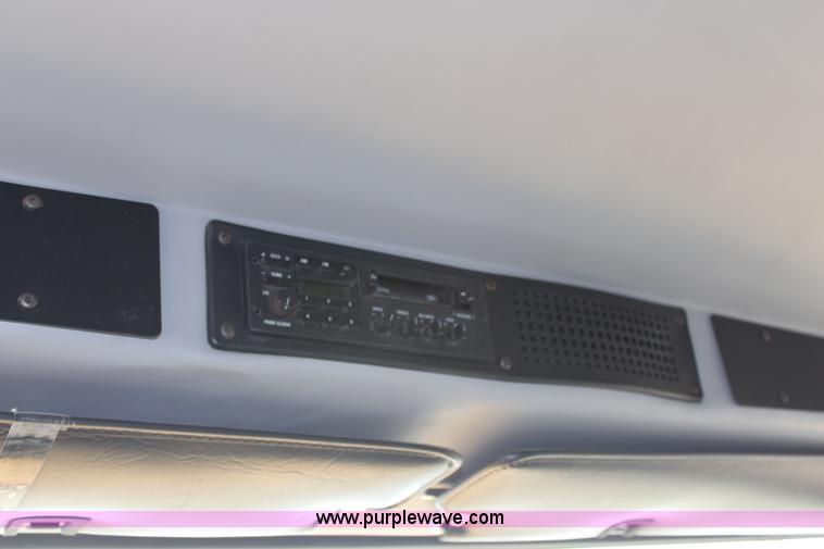 image for item G5358 2001 Freightliner FL70 dump truck