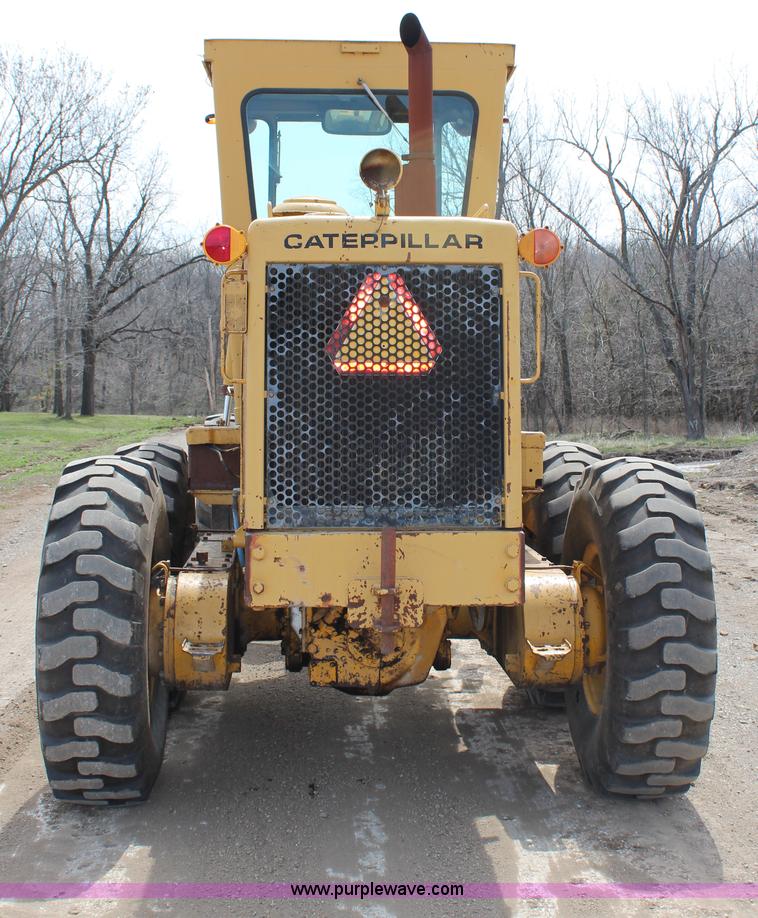 image for item G5453 1977 Caterpillar 140G articulated motor grader