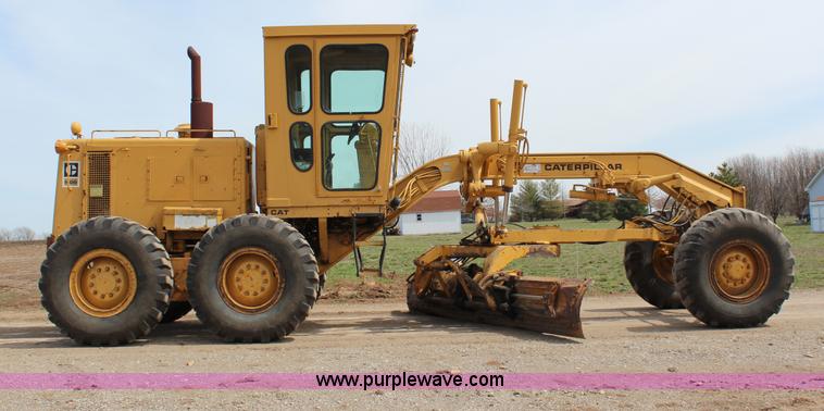 image for item G5453 1977 Caterpillar 140G articulated motor grader