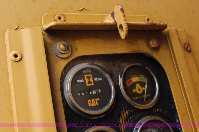 image for item G5453 1977 Caterpillar 140G articulated motor grader