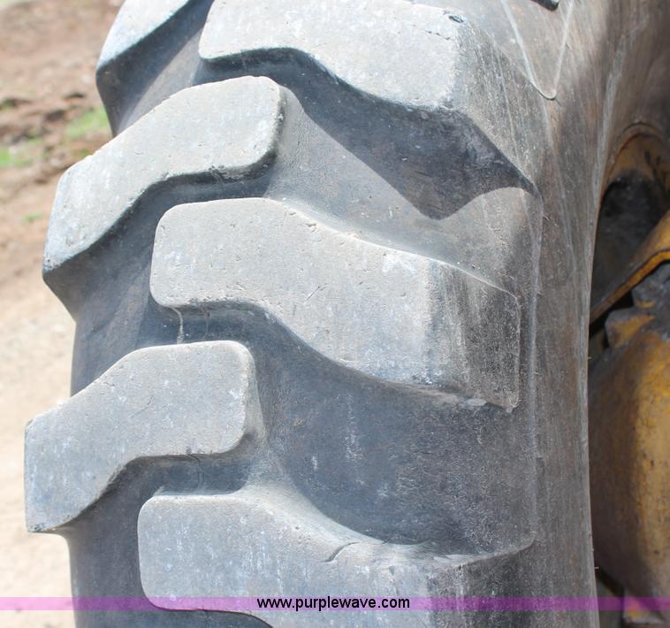 image for item G5453 1977 Caterpillar 140G articulated motor grader