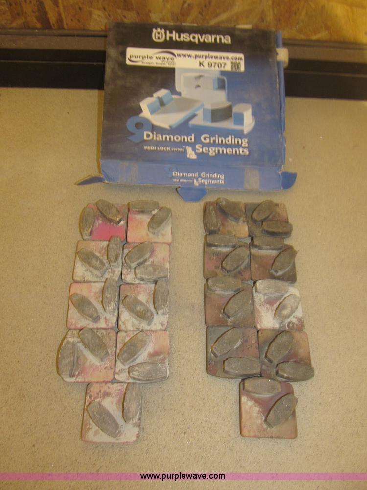 image for item K9707 (18) double segment diamond concrete wedge inserts