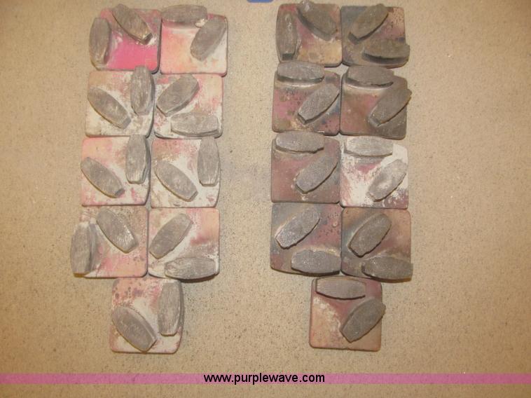 image for item K9707 (18) double segment diamond concrete wedge inserts