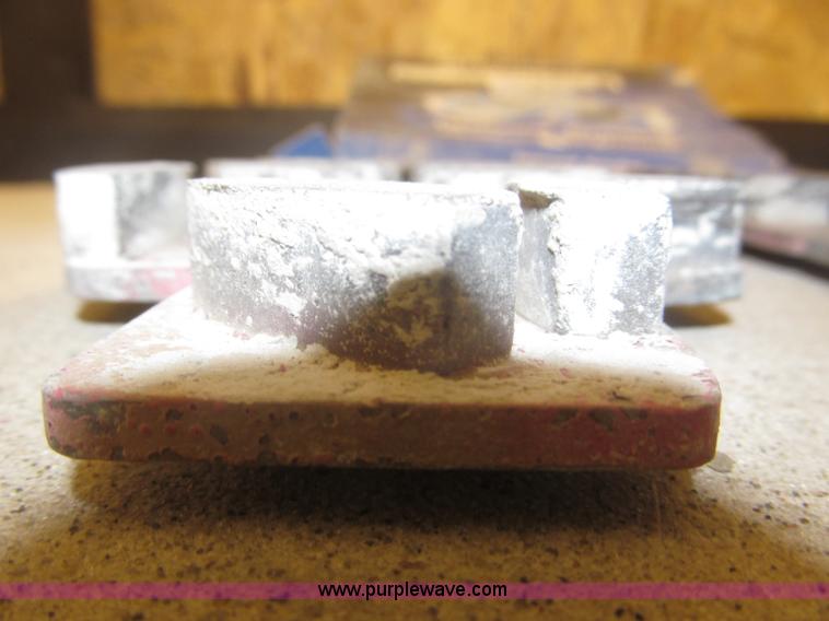 image for item K9707 (18) double segment diamond concrete wedge inserts