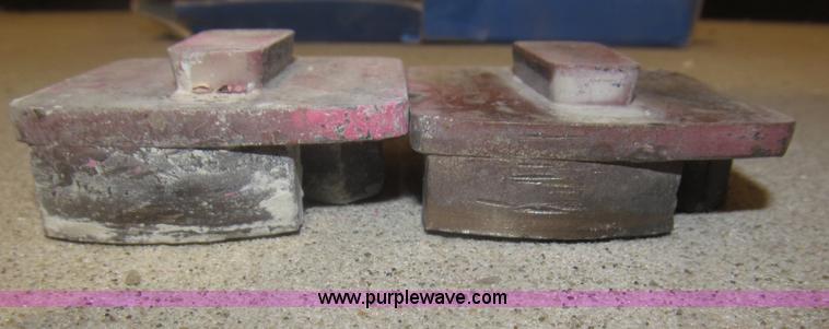 image for item K9707 (18) double segment diamond concrete wedge inserts