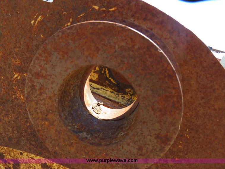 image for item S9553 Caterpillar 320B quick coupler