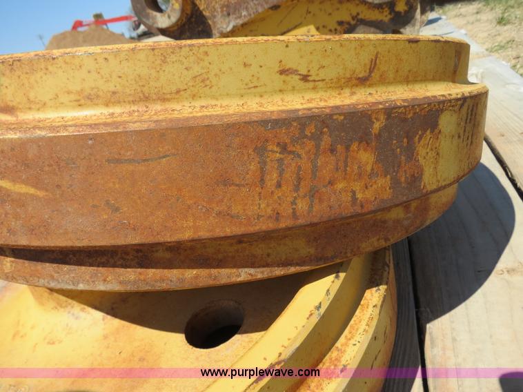 image for item S9554 (2) Caterpillar D5 front idlers