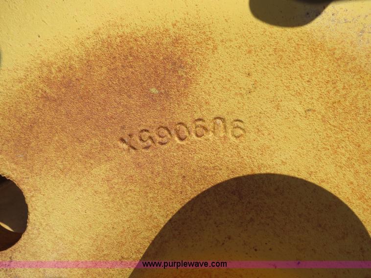 image for item S9554 (2) Caterpillar D5 front idlers