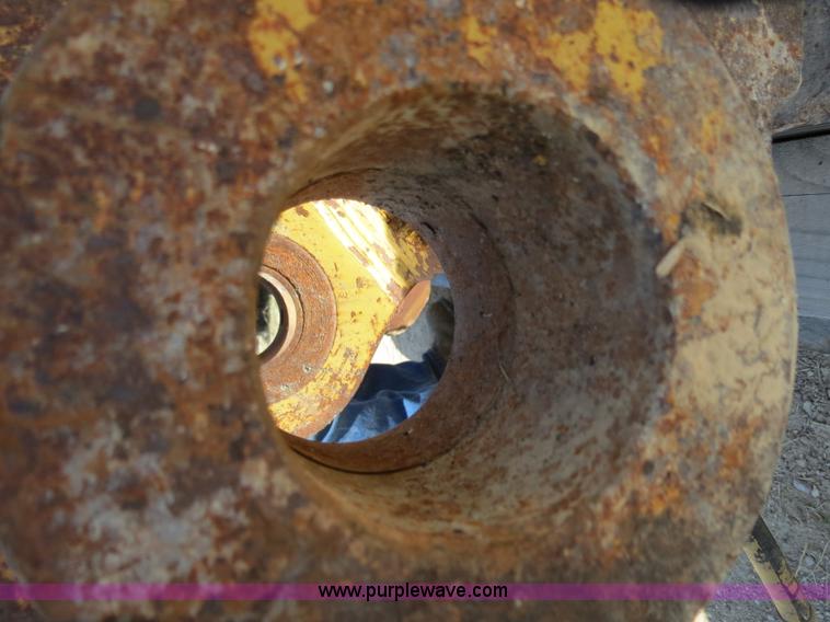 image for item S9556 Caterpillar quick coupler