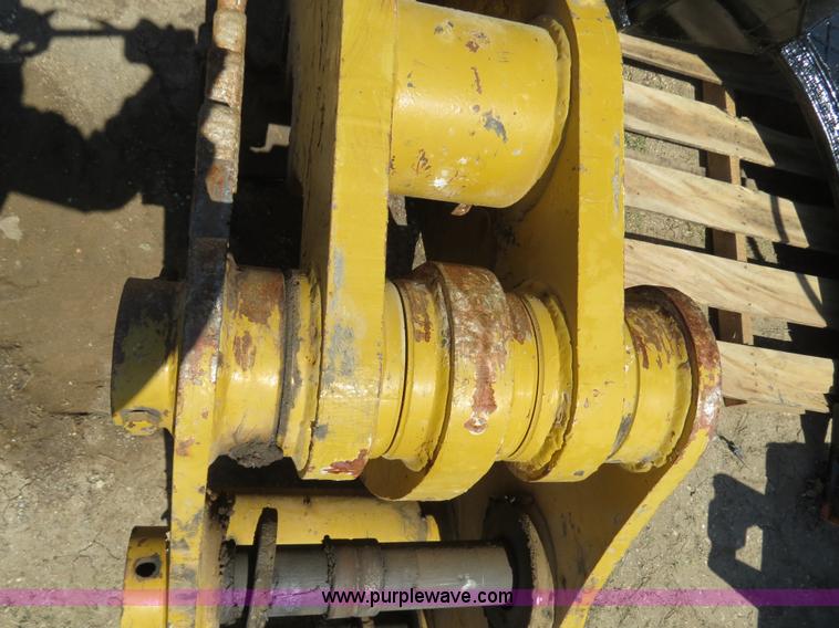 image for item S9569 SEC concrete pulverizer