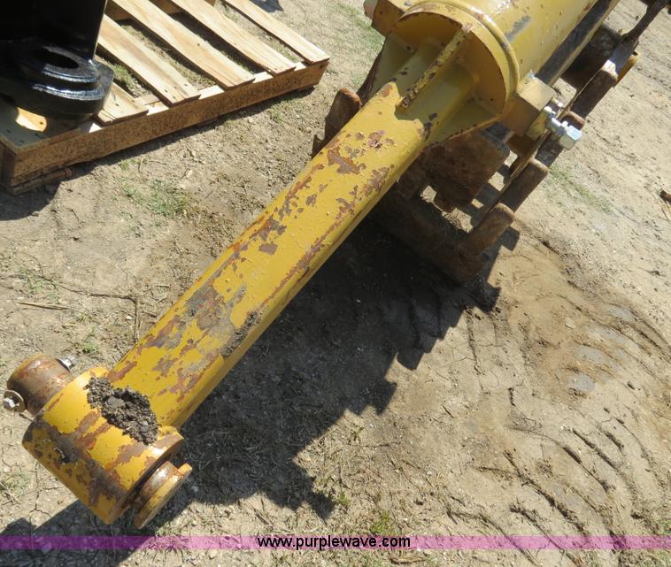 image for item S9569 SEC concrete pulverizer