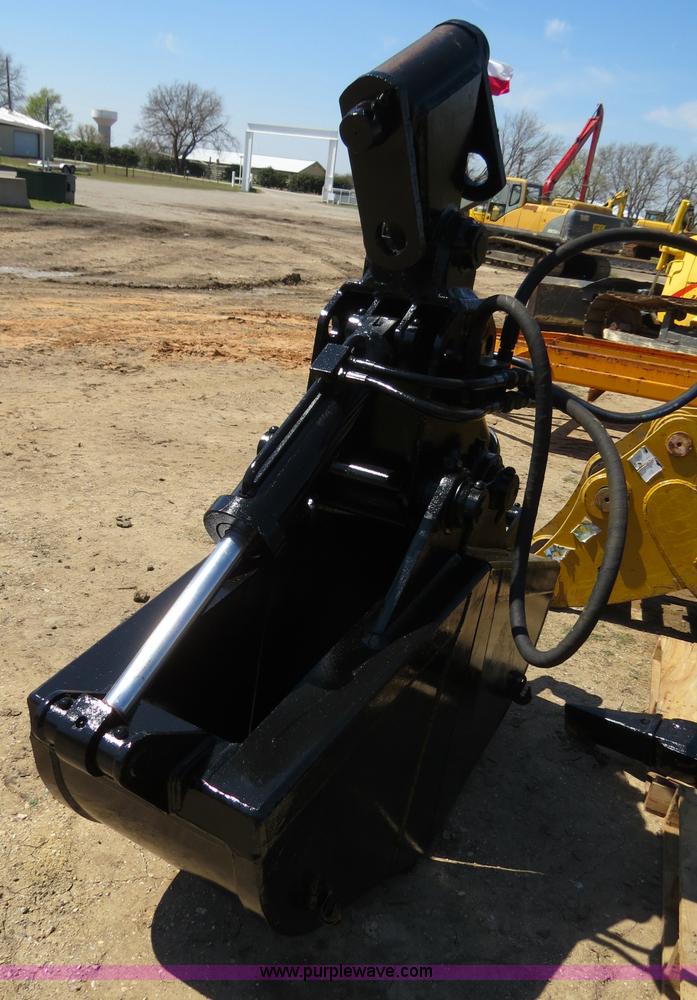 image for item S9570 Mack MHH-65-S 24" hydraulic clamshell bucket