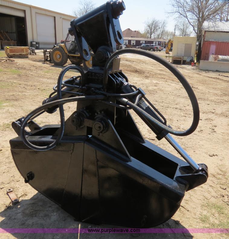 image for item S9570 Mack MHH-65-S 24" hydraulic clamshell bucket