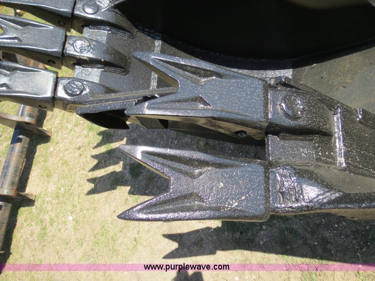 image for item S9573 Tooth Pro 48"/24" step down bucket