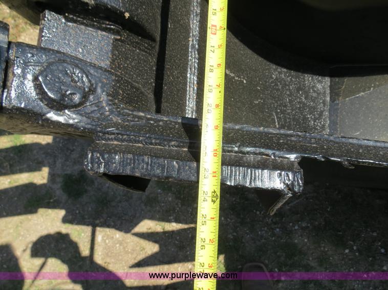 image for item S9573 Tooth Pro 48"/24" step down bucket