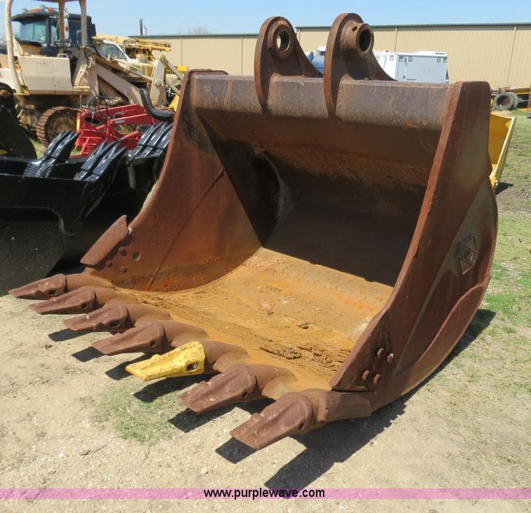 image for item S9574 Hensley 72" seven tooth excavator bucket