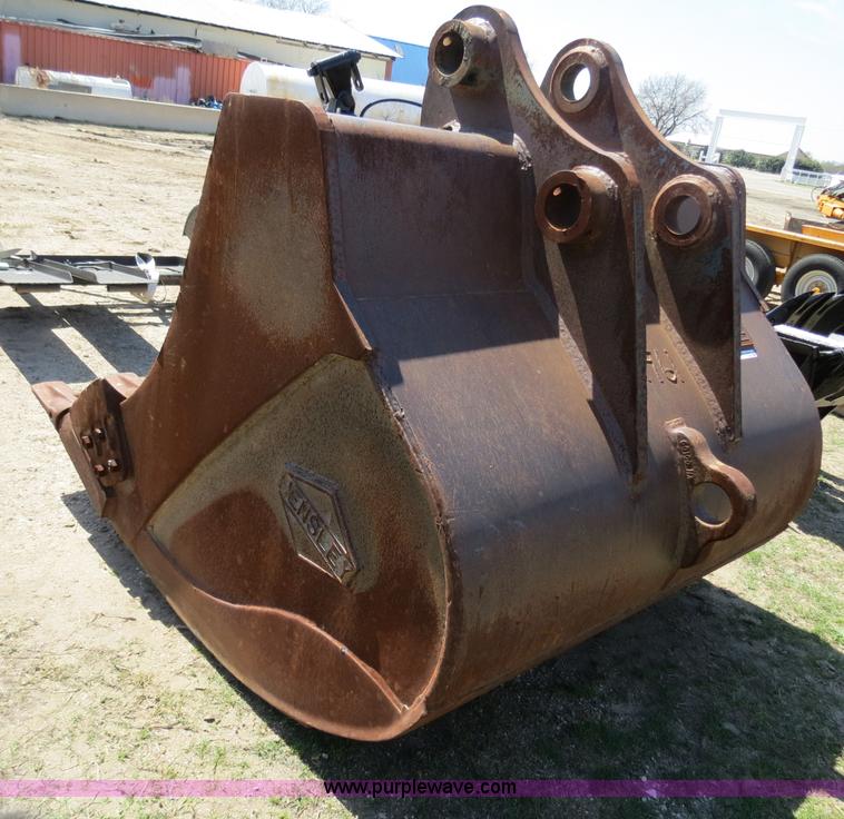 image for item S9574 Hensley 72" seven tooth excavator bucket