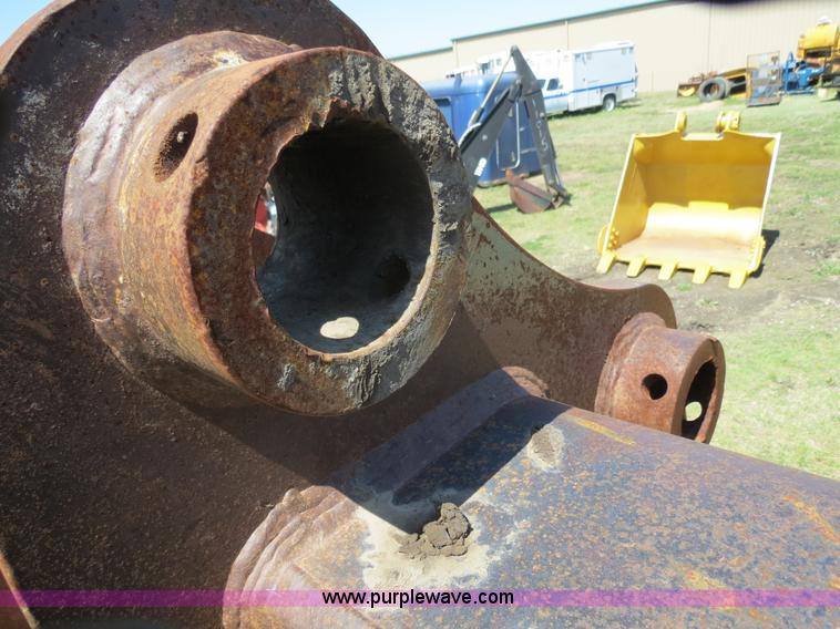 image for item S9574 Hensley 72" seven tooth excavator bucket