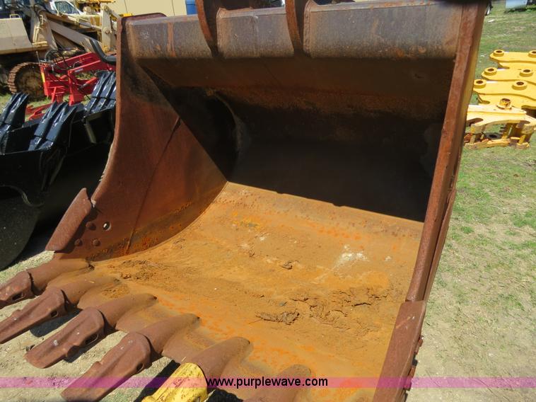 image for item S9574 Hensley 72" seven tooth excavator bucket