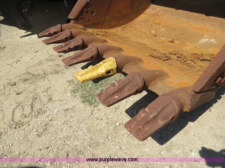image for item S9574 Hensley 72" seven tooth excavator bucket
