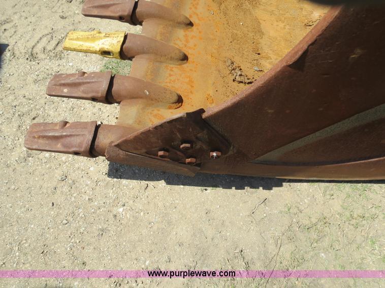 image for item S9574 Hensley 72" seven tooth excavator bucket