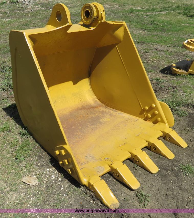 image for item S9581 54"W five tooth excavator bucket