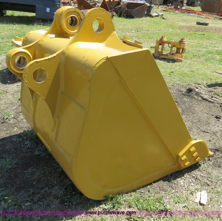 image for item S9581 54"W five tooth excavator bucket