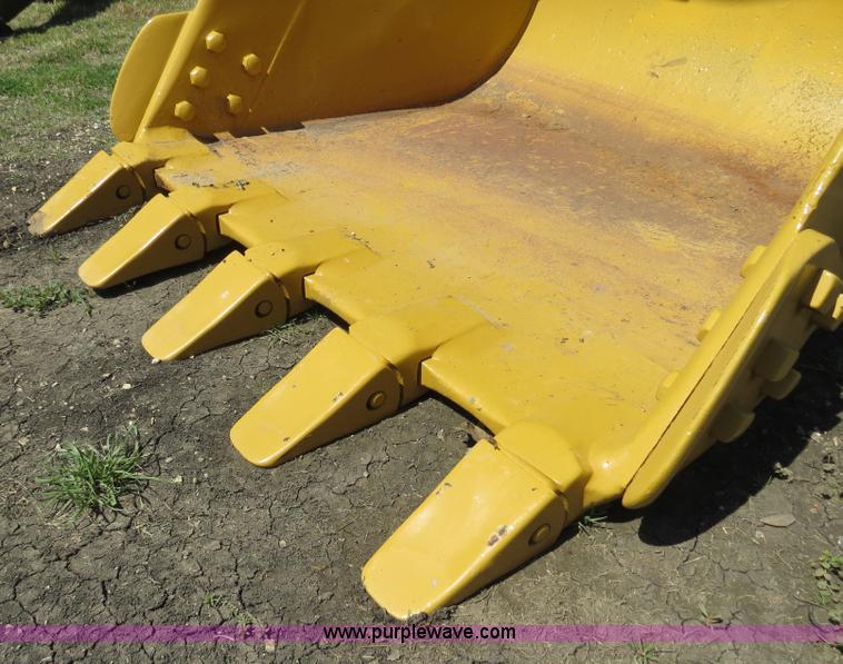 image for item S9581 54"W five tooth excavator bucket