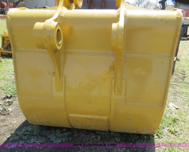 image for item S9581 54"W five tooth excavator bucket