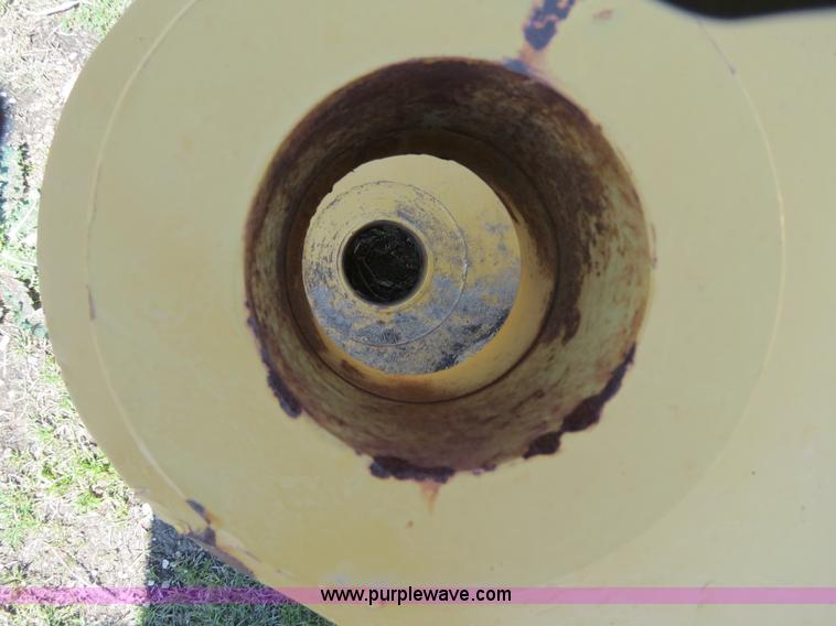 image for item S9582 Caterpillar 330 hydraulic quick coupler