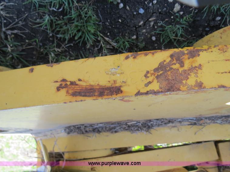 image for item S9583 Caterpillar hydraulic quick coupler