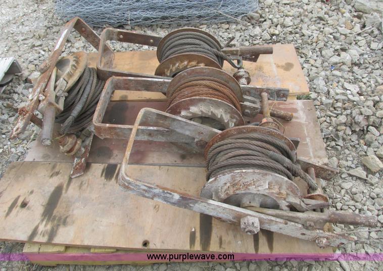 image for item V9970 (4) industrial come-alongs